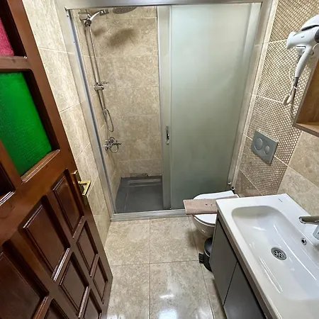 Sultan - Entrance Floor *
